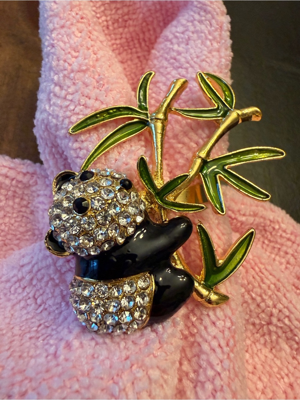 NWT Set of 6 Crystal Rhinestone Panda & Bamboo Napkin Rings Gold Tone